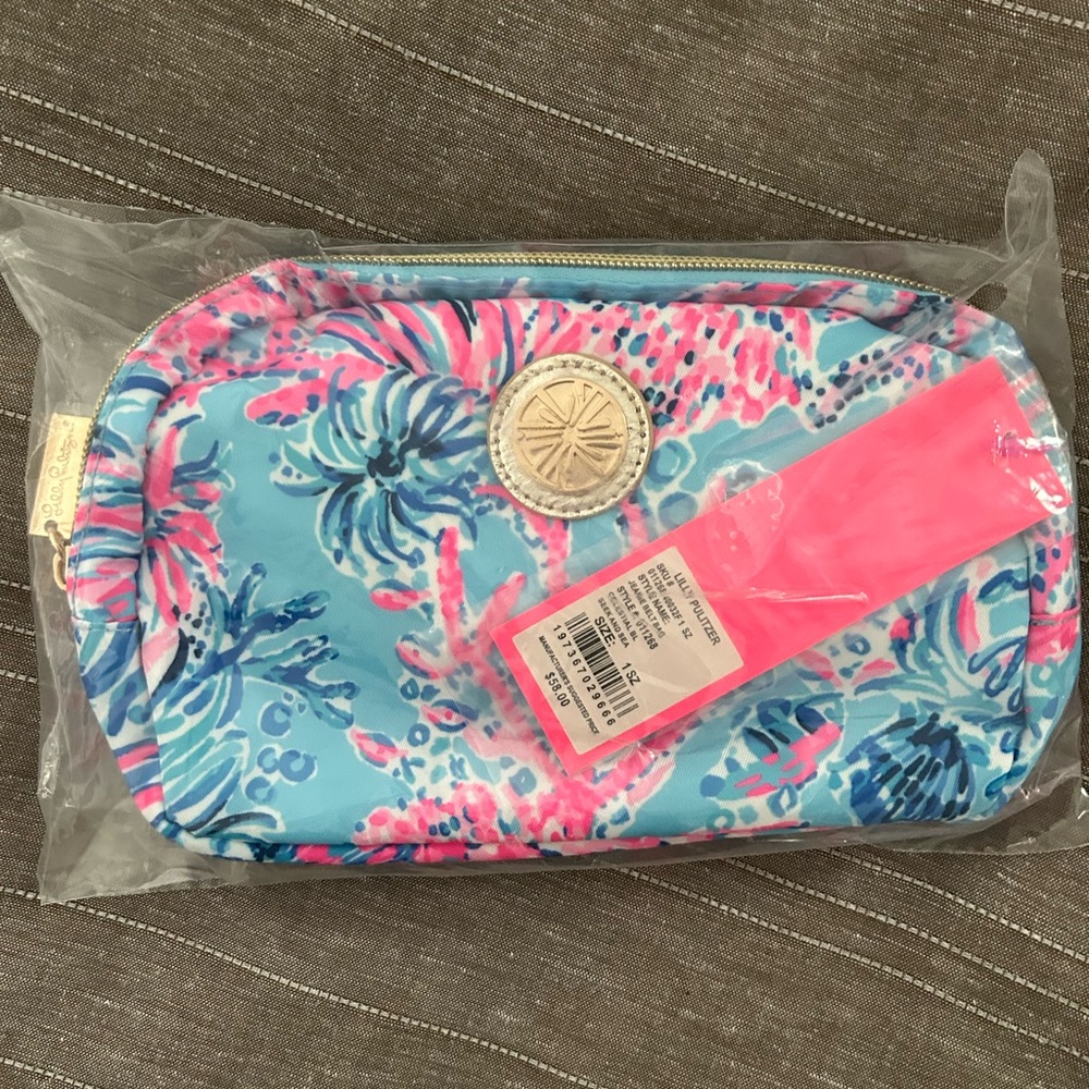 Beautiful Lilly Pulitzer belt bag